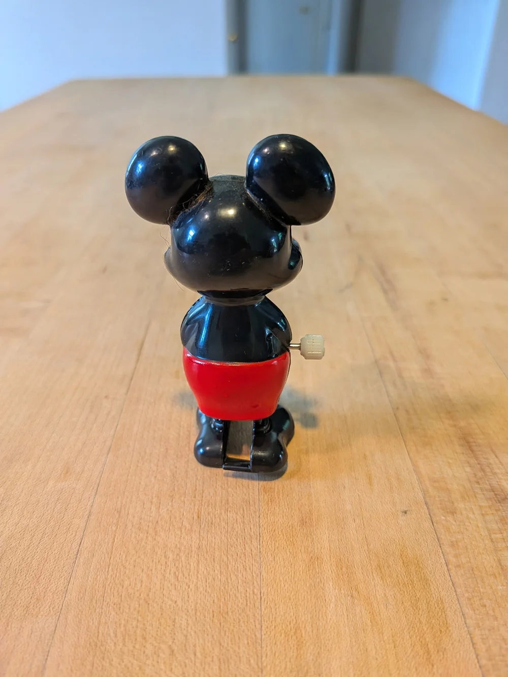 Classic Black & Red Wind-Up Mouse Character Toy - Kids Toys